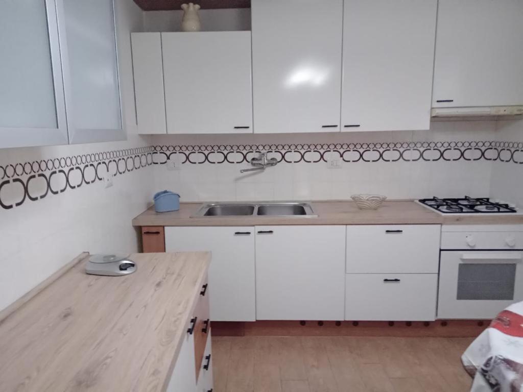 Matera Holiday House Матера Экстерьер фото