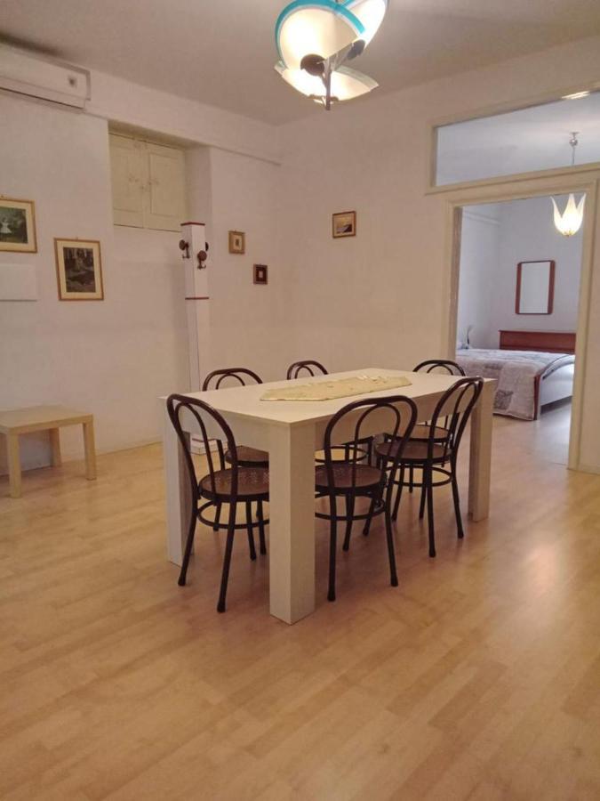 Matera Holiday House Матера Экстерьер фото
